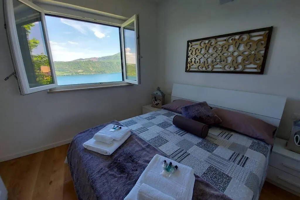 Appartamento La Casa Azzurra Castel Gandolfo 0*,  Italia
