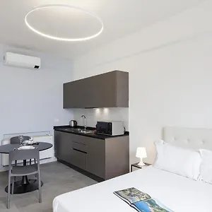 https://chic-modern-lofts-by-wonderful-italy.hotelitalianriviera.com